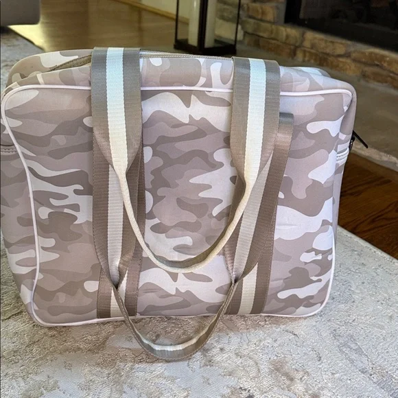 Tennis Bag- New With Tags! - Picture 2 of 7